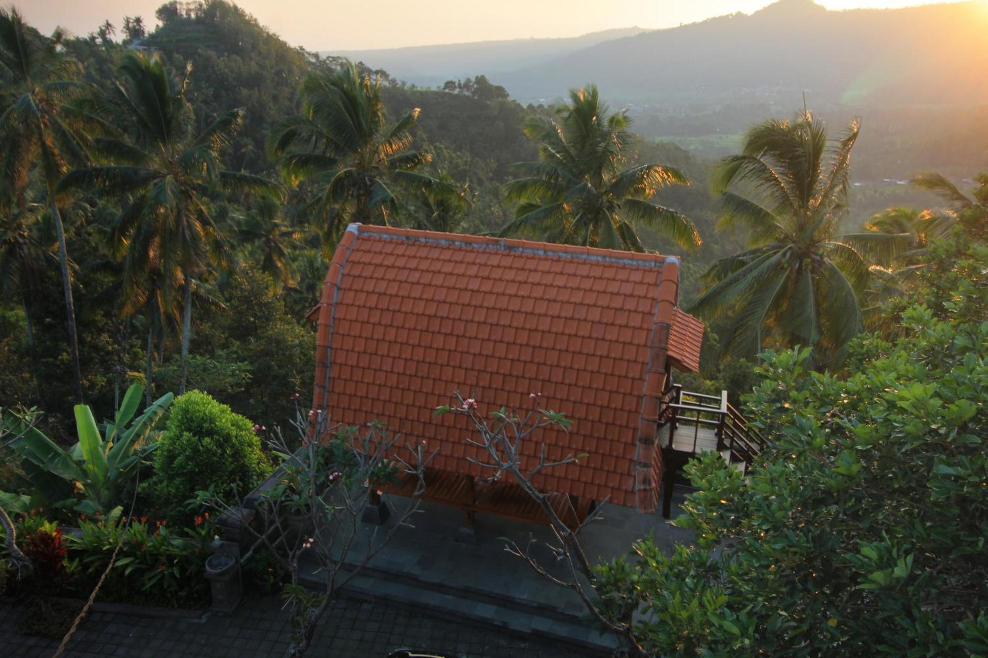 Rostika Hotel Sekumpul Pabean Buleleng Exteriör bild