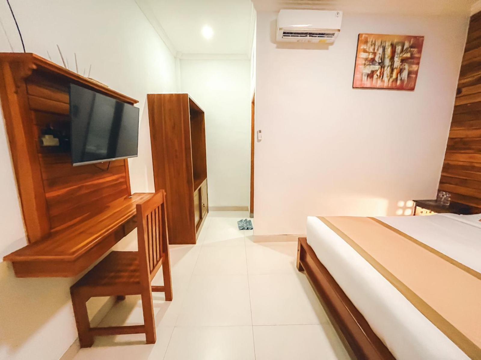 Rostika Hotel Sekumpul Pabean Buleleng Exteriör bild
