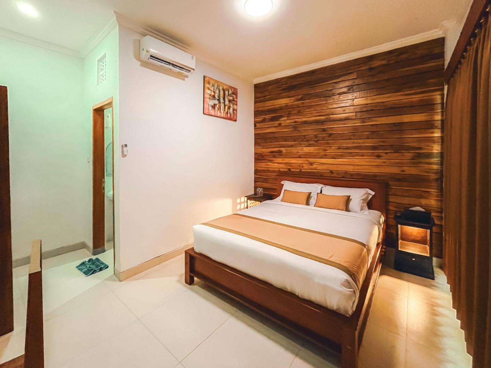 Rostika Hotel Sekumpul Pabean Buleleng Exteriör bild