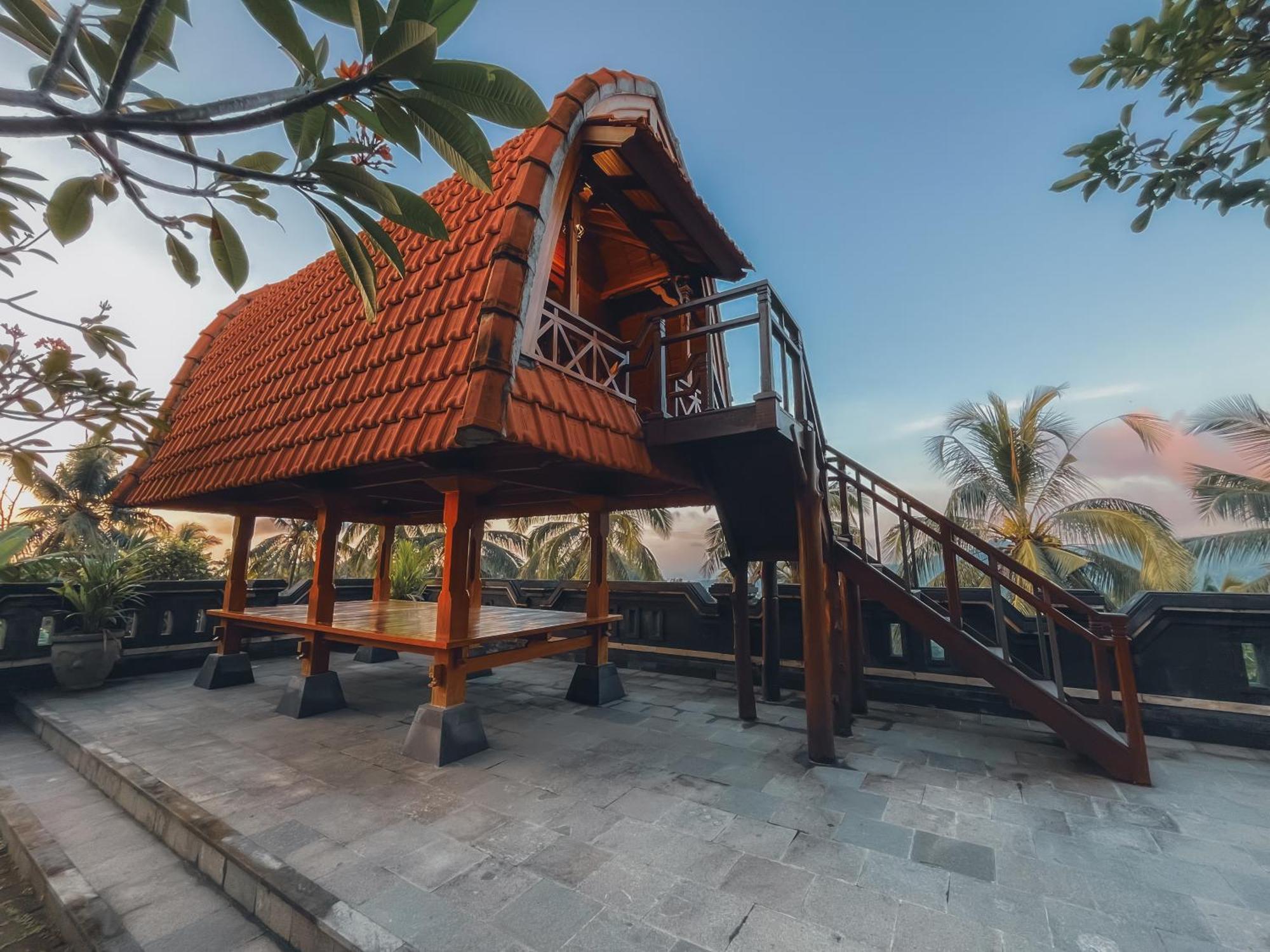 Rostika Hotel Sekumpul Pabean Buleleng Exteriör bild